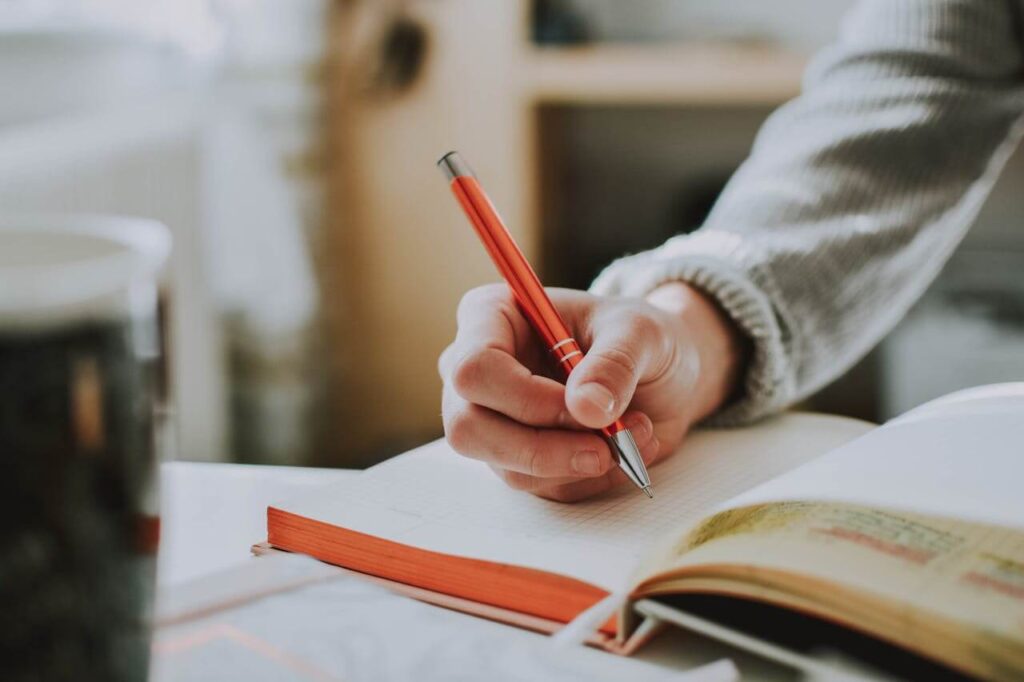 create the best checklist for accountants and bookkeepers